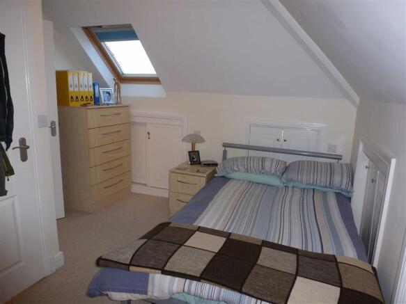 BEDROOM   L Shaped