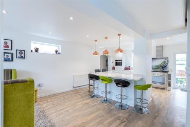 Living Kitchen