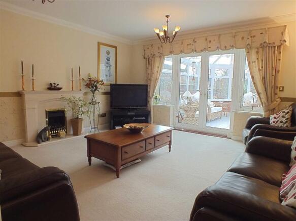 SITTING ROOM
