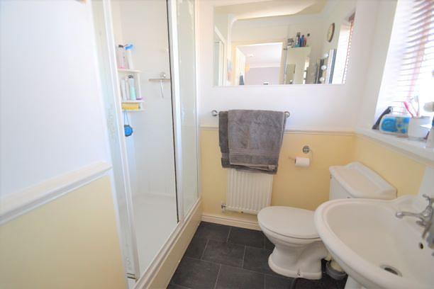 Ensuite to Master Be
