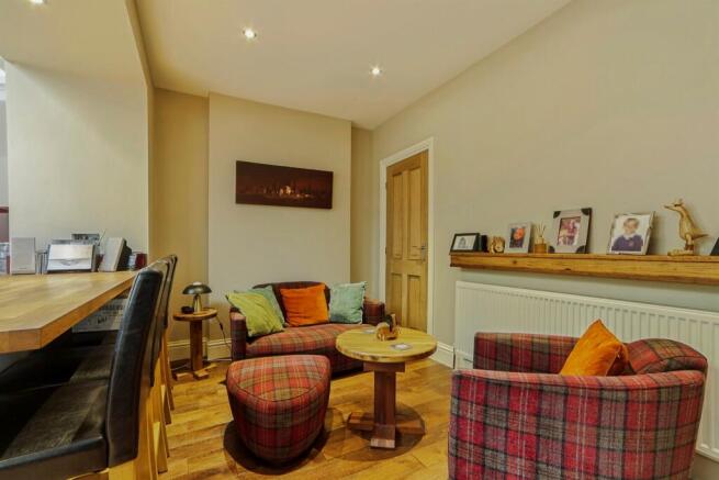 2 bed Terraced for sale Image 6