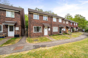 10, Maple Close, Whyteleafe CR3 0EZ