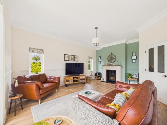 3 bed Detached for sale Image 3
