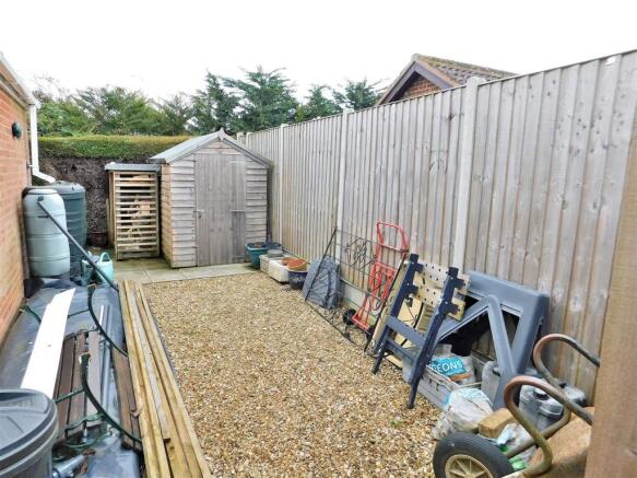 GARDEN UTILITY AREA.JPG