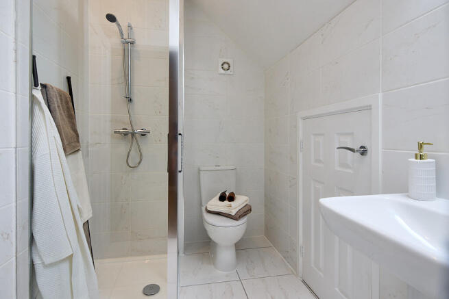 3 bed House for sale Image 9