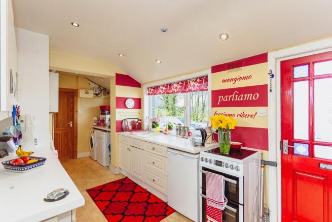 Kitchen/Utility Room