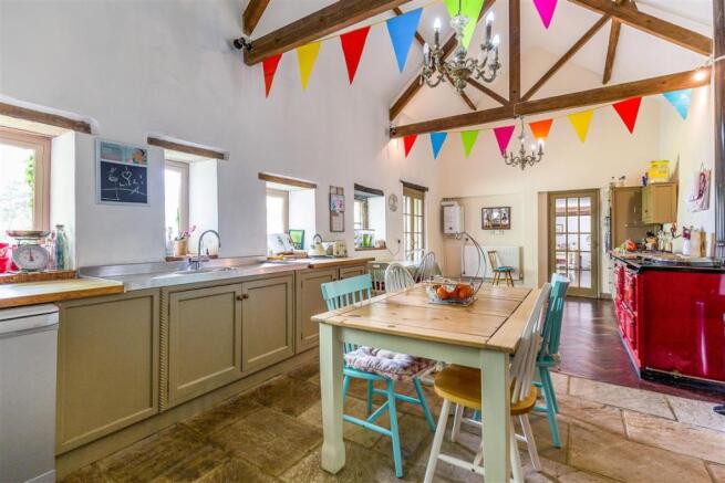 Kitchen / Breakfast Room