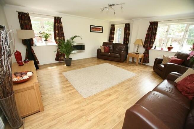 SITTING ROOM