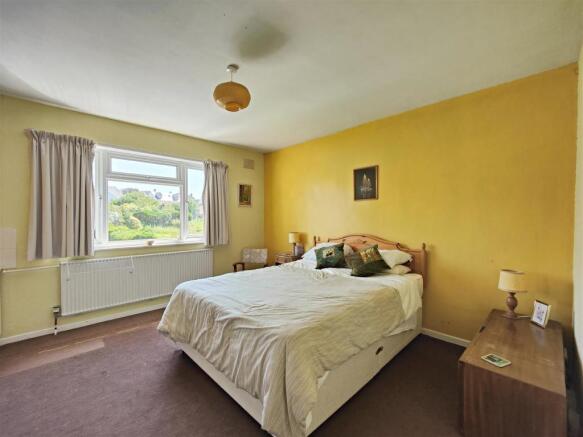 Bedroom 2 (Rear)