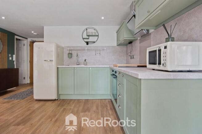 2 bed Apartment for sale Image 4
