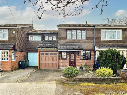 Crown Close, SEDGLEY, DY3 1QQ