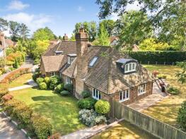 4, The Grove, Bishop's Stortford CM23 2FR