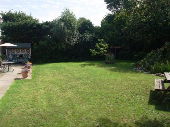 Garden/Rear External