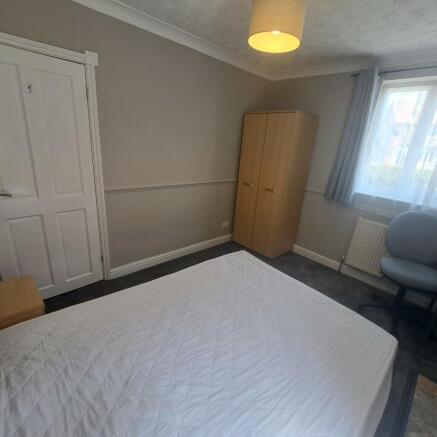4 bed End of Terrace to rent Image 5