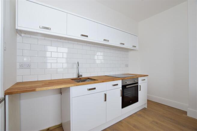 Kitchen/ Living Room