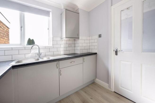 KITCHEN (REAR) (3)