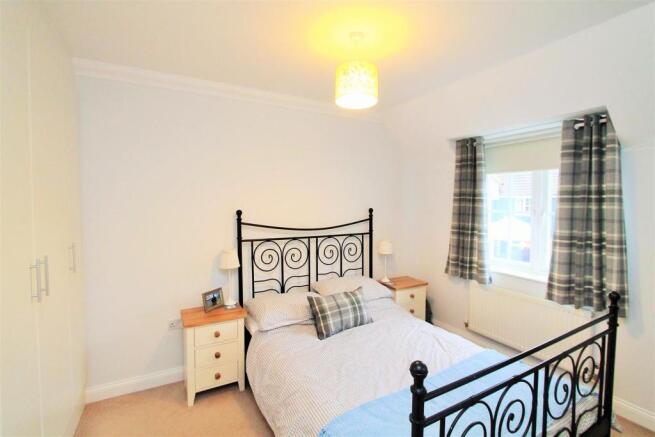 Master Bedroom.JPG
