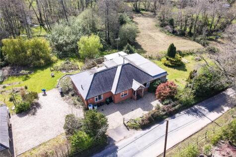 South Sway Lane, Sway, Lymington, Hampshire, SO41