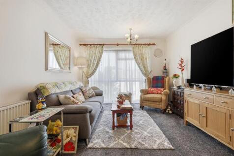 Karens Court, Totteridge Road, Enfield