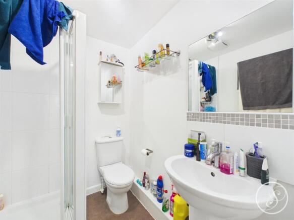 2 bed Flat for sale Image 9