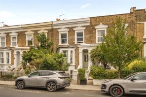 40b, Fenwick Road, London SE15 4HW