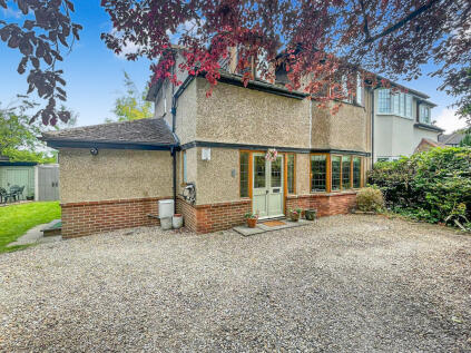 Wayside Crescent, Harrogate, North Yorkshire