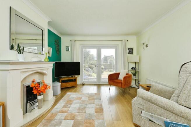 2 bed Bungalow for sale Image 6