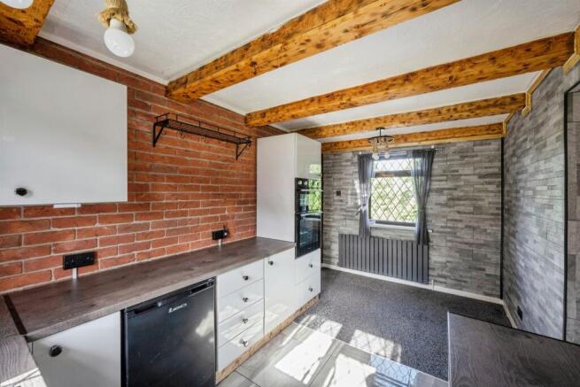 2 bed Detached for sale Image 9