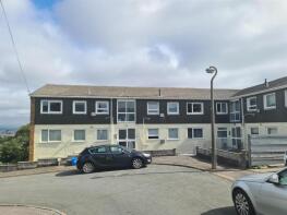 31, Uppercliff Close, Penarth CF64 1BE
