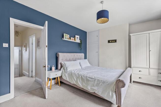 3 bed House for sale Image 10