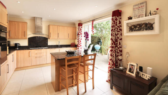 Meadow Lane, South Heath , Great Missenden, HP16 photo 4