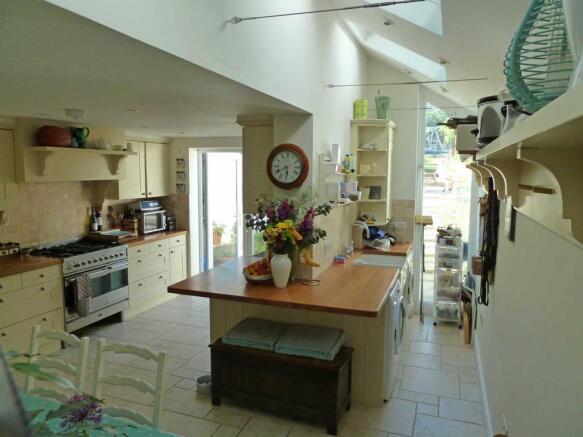 Kitchen 2
