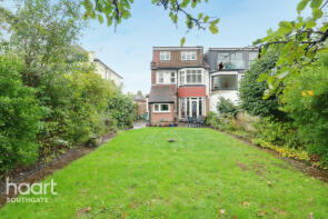 59, Prince George Avenue, Southgate N14 4TL