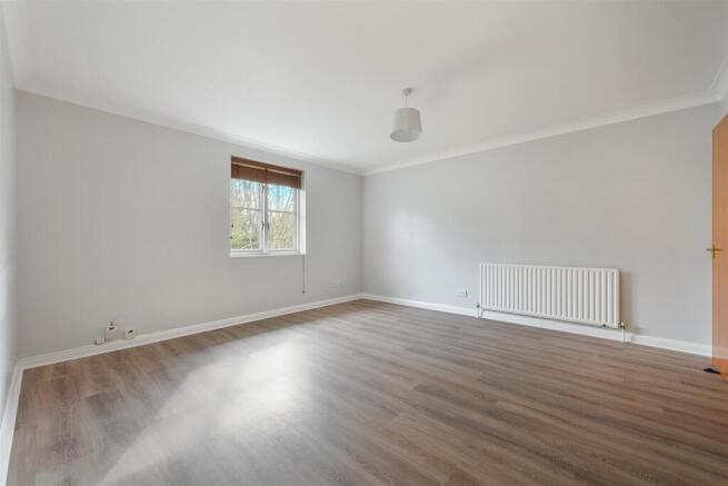 KINGSWOOD DRIVE, 34, FLAT 11- (8).jpg