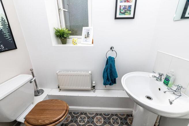Cloakroom/WC