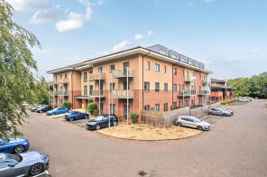Flat 13 Heron House, Weyside Park, Catteshall Lane, Godalming GU7 1FR