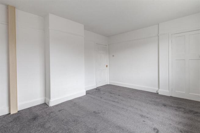 Bedroom 1-2.jpg
