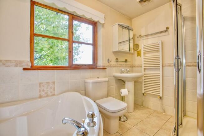 Master ensuite