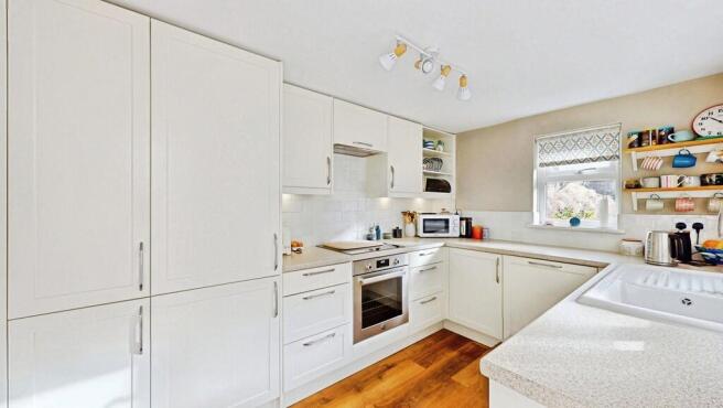 3ba9c559-fad19f9c...