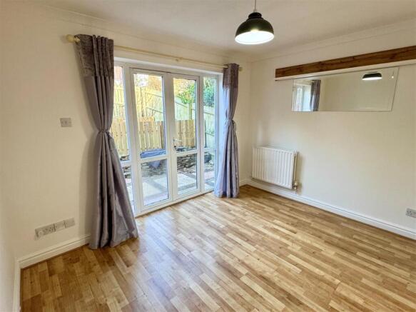 100 Penmere Drive Dining Room