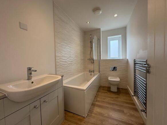 2 bed Semi-Detached Bungalow for sale Image 7