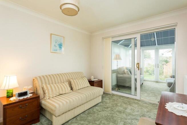 16 Burdale Close-07.jpg