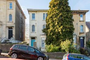 First Floor Flat, 17, Elmgrove Road, Cotham, Bristol BS6 6AH