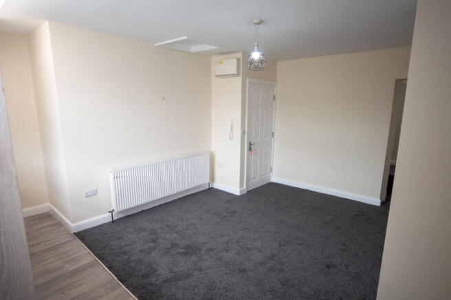 1 bed Penthouse to rent Image 4