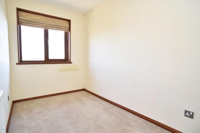 2 bed Semi-Detached to rent Image 6