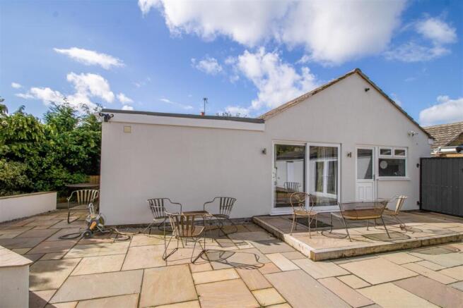 3 bed Detached Bungalow for sale Image 5