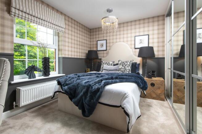 5 bed Detached for sale Image 7