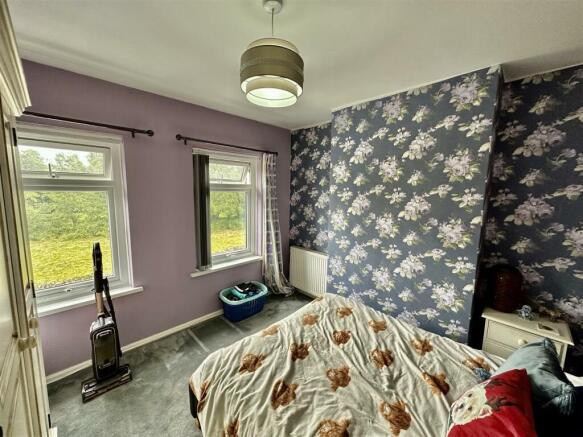 FRONT BEDROOM 2