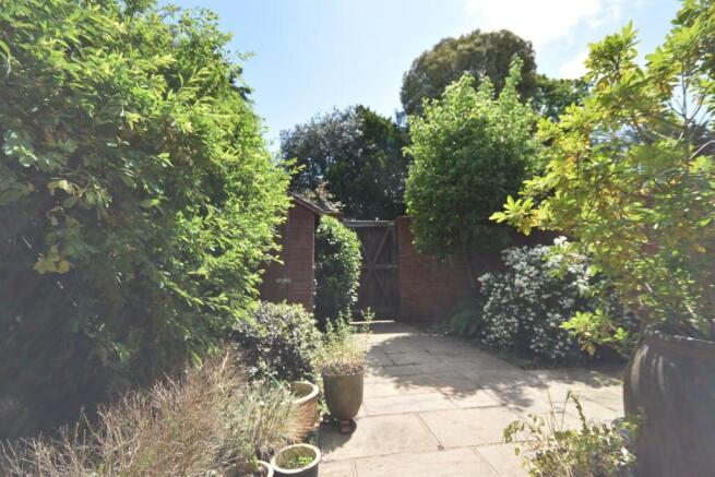 Courtyard Garden