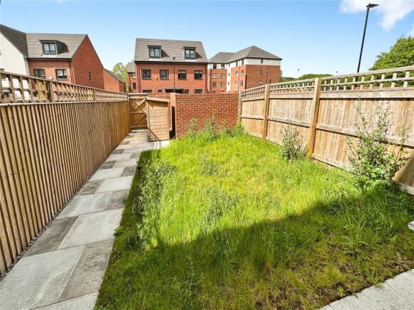 4 bed Terraced for sale Image 4